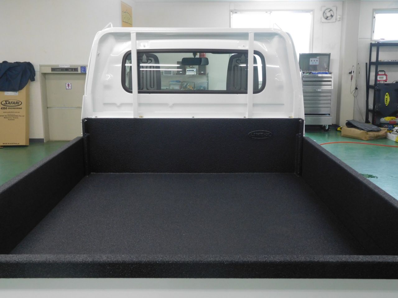 ≪軽トラック≫ キャリートラック ダンプ 荷台ベッドライナー 錆、傷